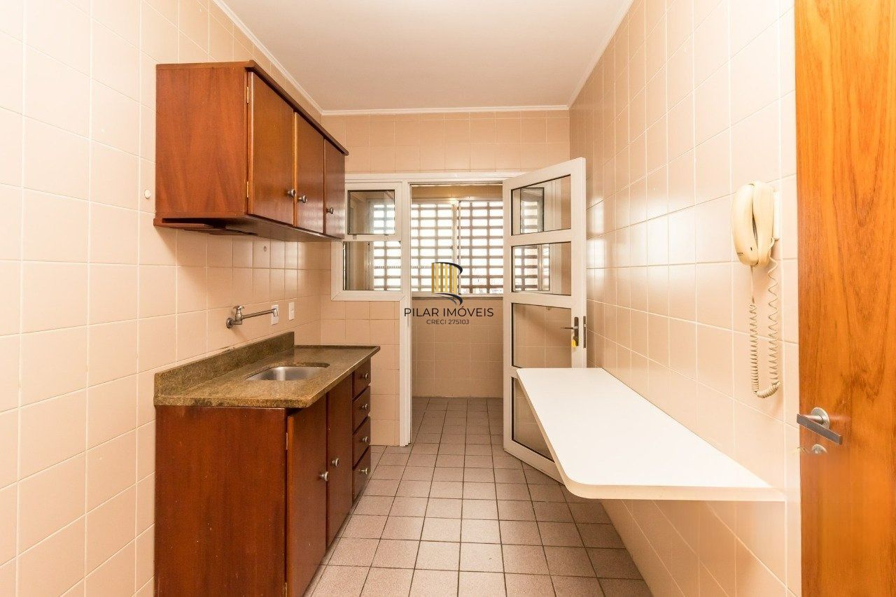 Apartamento 2 dormitórios no bairro Passo da Areia