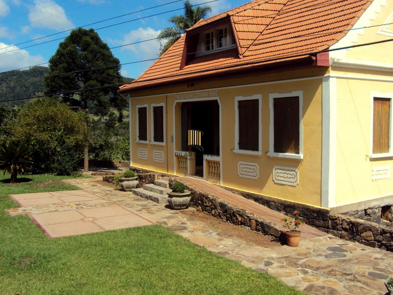 Área para comprar com casas Enxaimel em Nova Petrópolis.