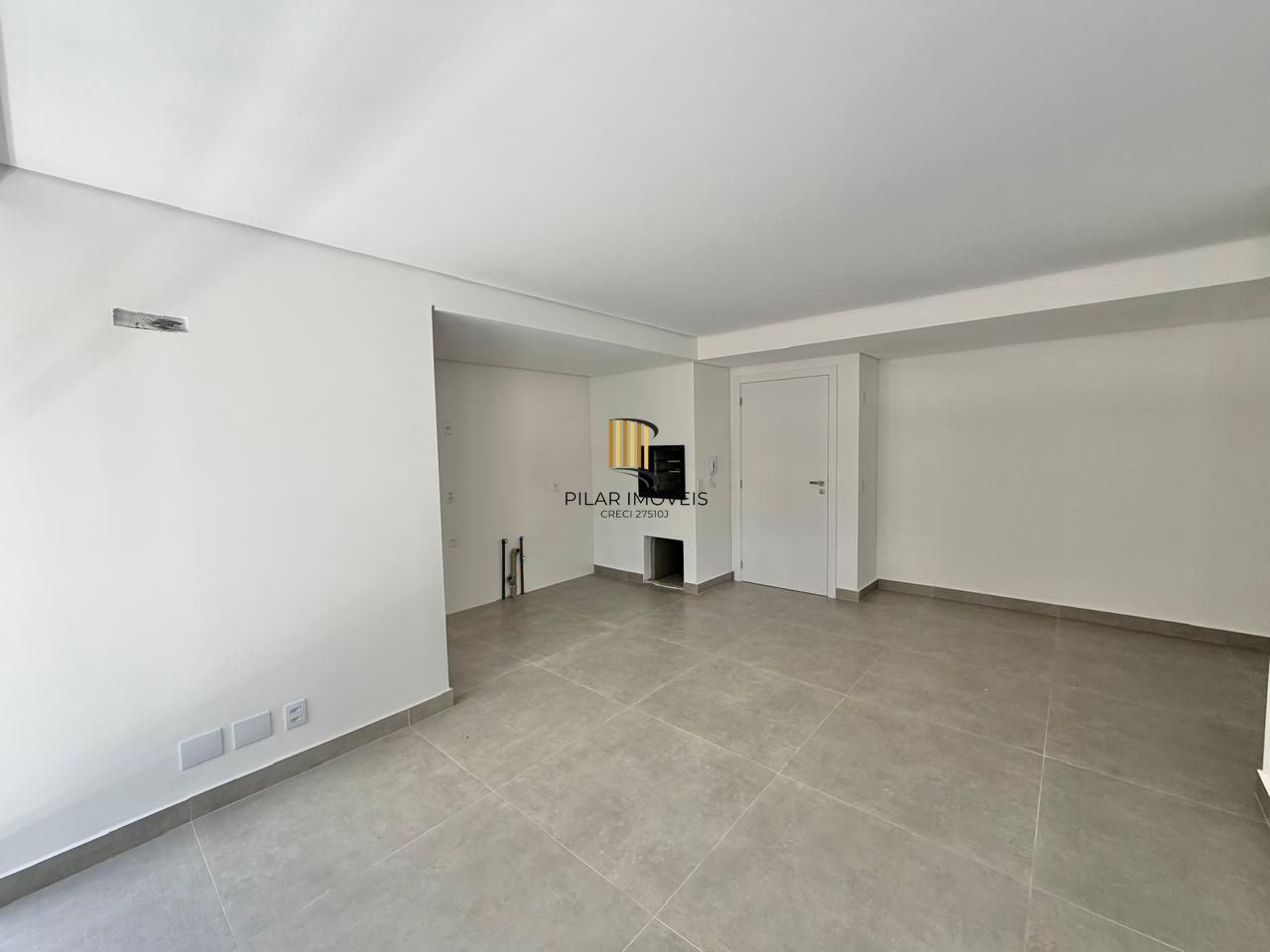 Excelente apartamento a venda no ITA123, com 2 domitórios no bairro Jardim Botânico.