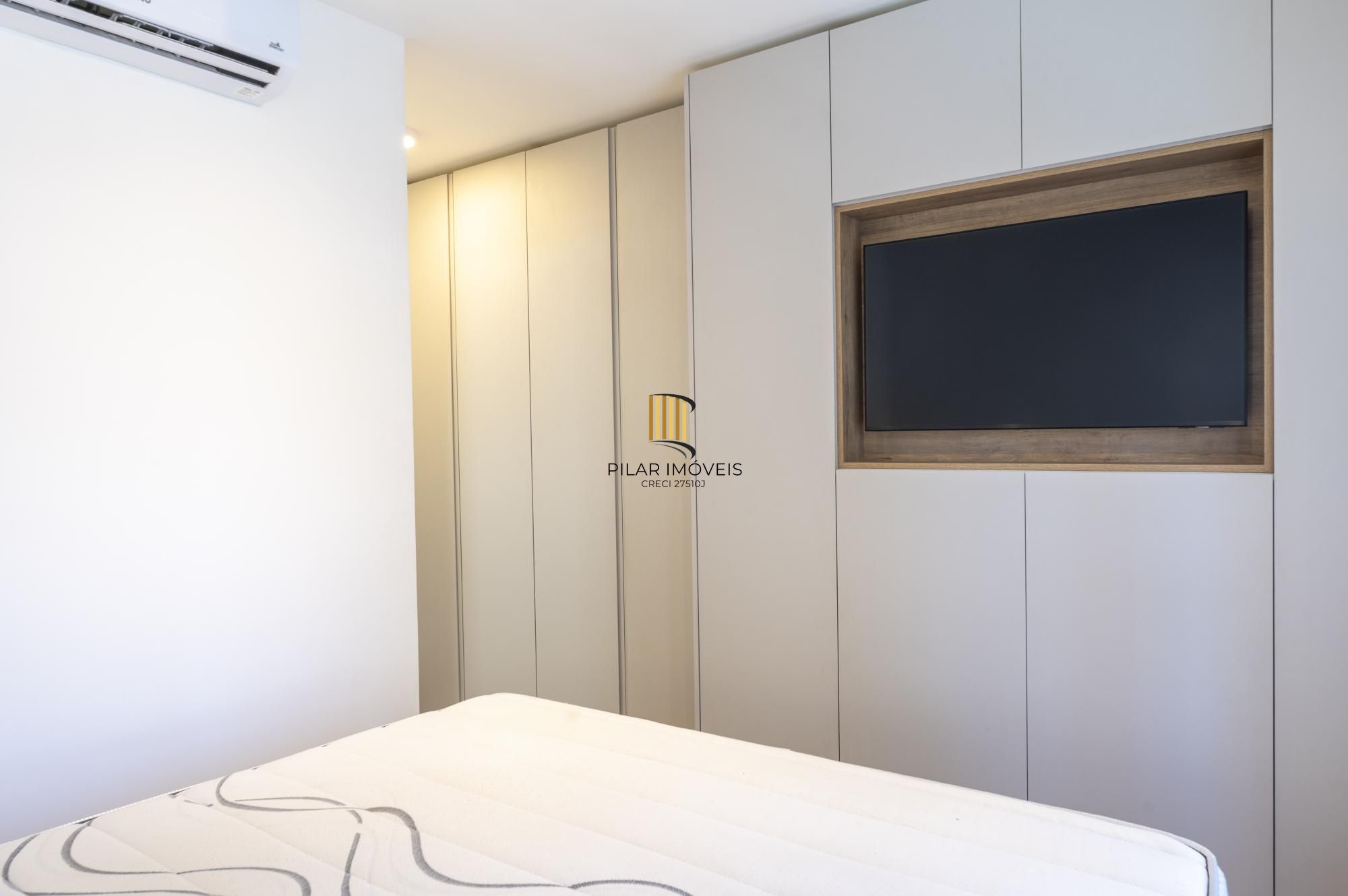 Apartamento com 67m², 2 quartos, 1 suíte, 1 vaga, no bairro Petrópolis em Porto Alegre