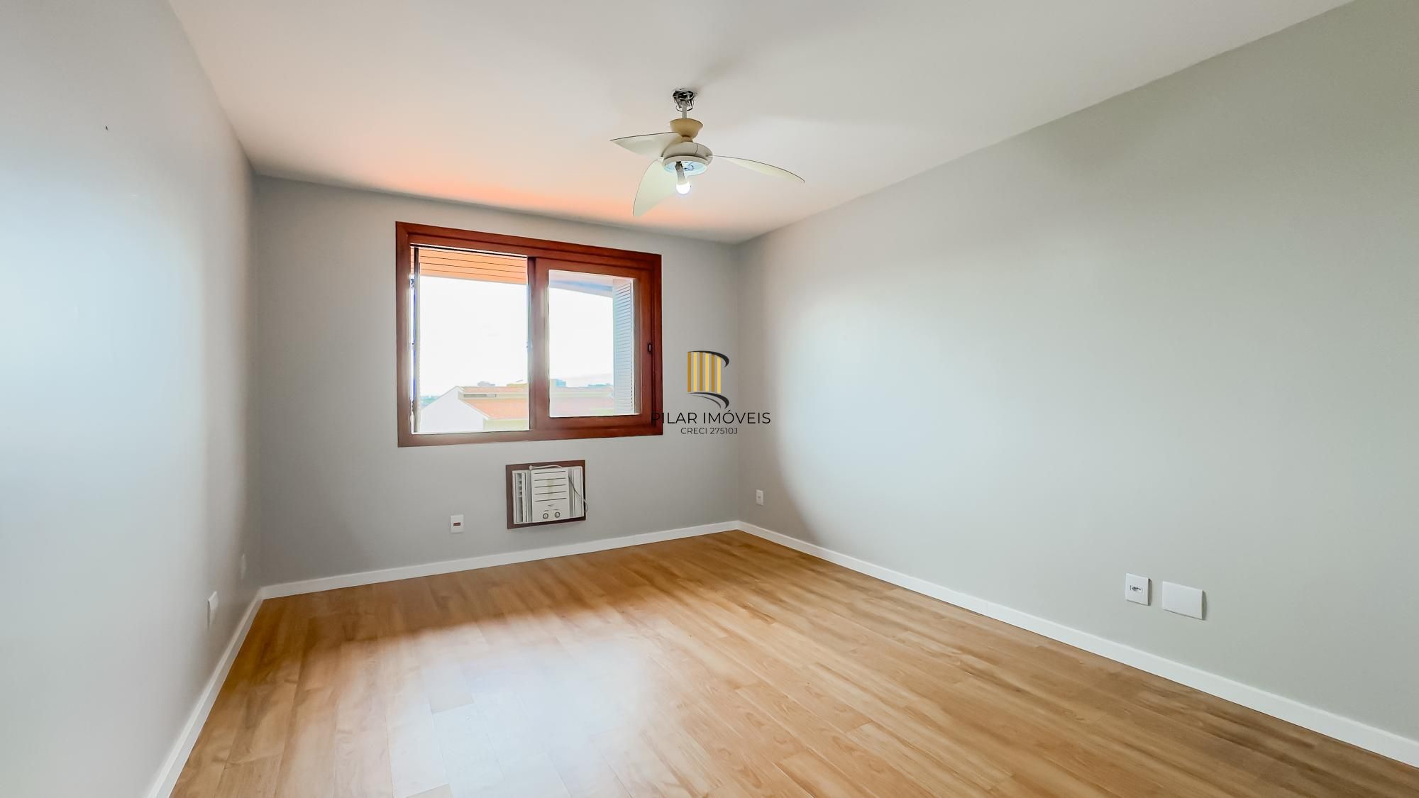 CASA CHACARA DAS PEDRAS 207 METROS , COMPLETAMENTE REFORMADA