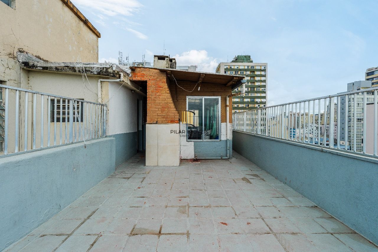 Apartamento para comprar com  68m²  no Centro Histórico