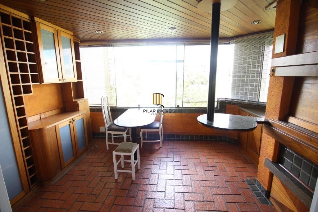 Apartamento com 3 dormitórios para Comprar  , 99 m²  Petrópolis Porto Alegre/RS