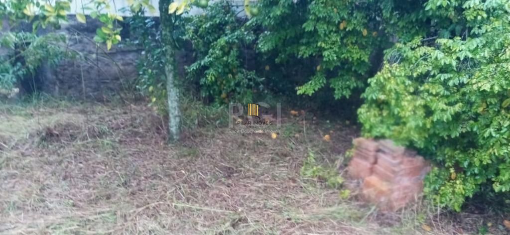 Vende terreno em Viamão1.200m² podendo ser feito construção residencial ou comercial, com 15m altura