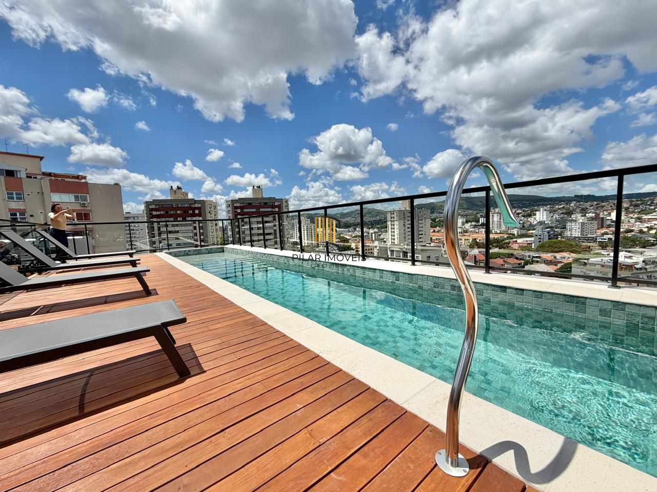 Excelente apartamento a venda no ITA123, com 2 domitórios no bairro Jardim Botânico.