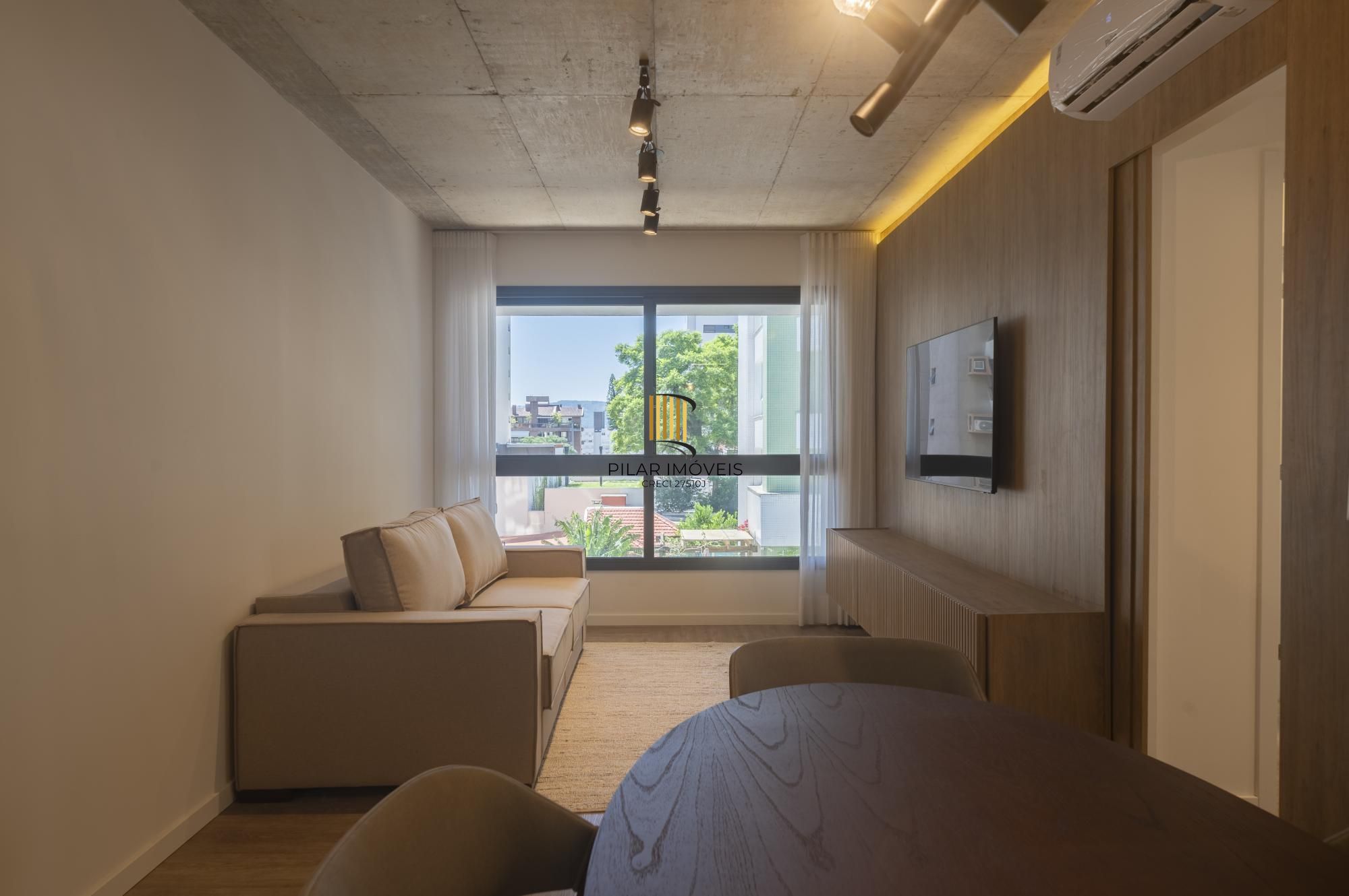 Apartamento com 67m², 2 quartos, 1 suíte, 1 vaga, no bairro Petrópolis em Porto Alegre