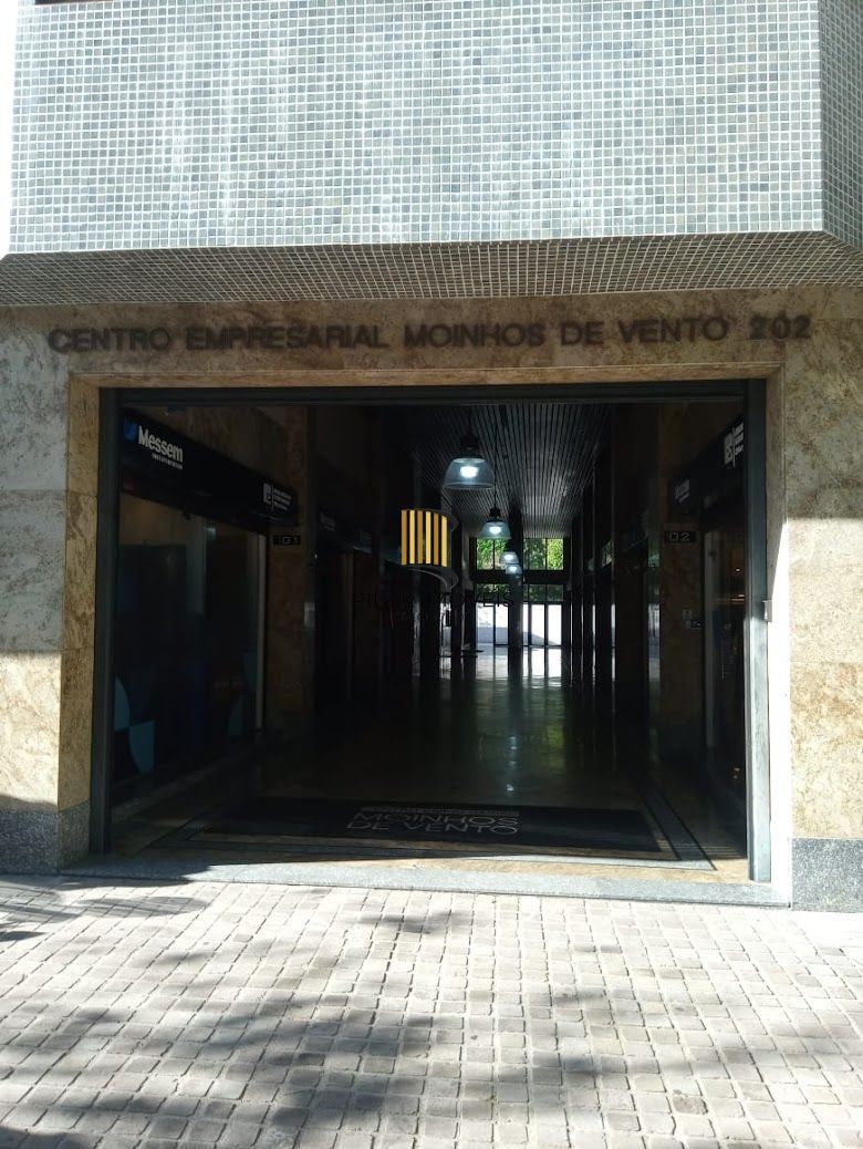 Sala Comercial 1 dormitório no bairro Moinhos de Vento