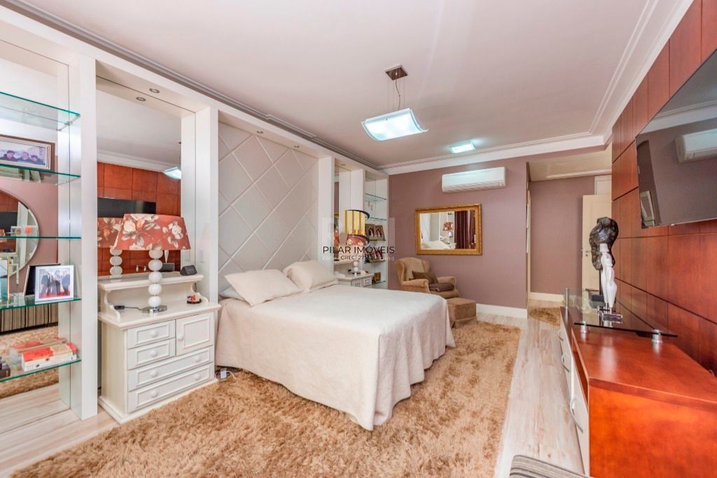 Casa para comprar Com 4 dormitórios , 431 m²- Três Figueiras - Porto Alegre/RS