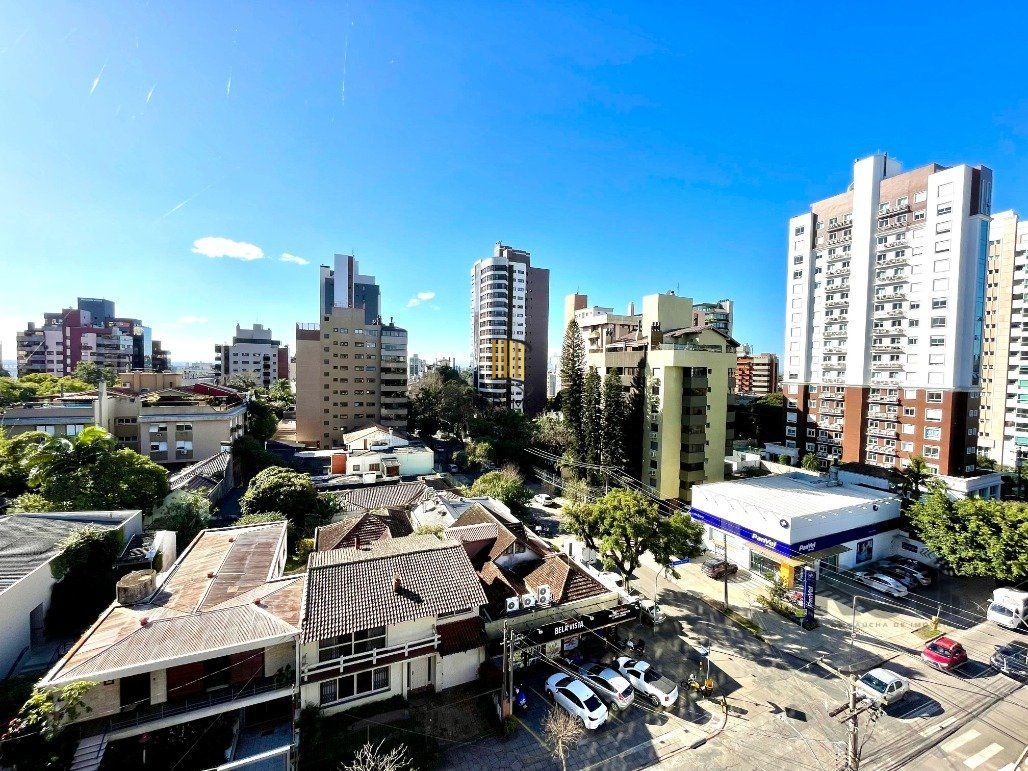 Ótimo apartamento com 3 dormitórios e 2 vagas em localização estratégica!