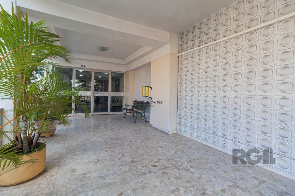 Apartamento para Comprar com 3 dormitórios com suíte e 195m² com até 4 vagas