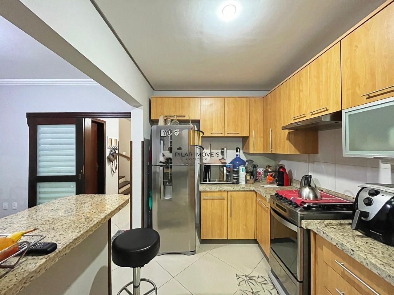 Excelente casa a venda com 3 dormitórios no bairro Tristeza em Porto Alegre.