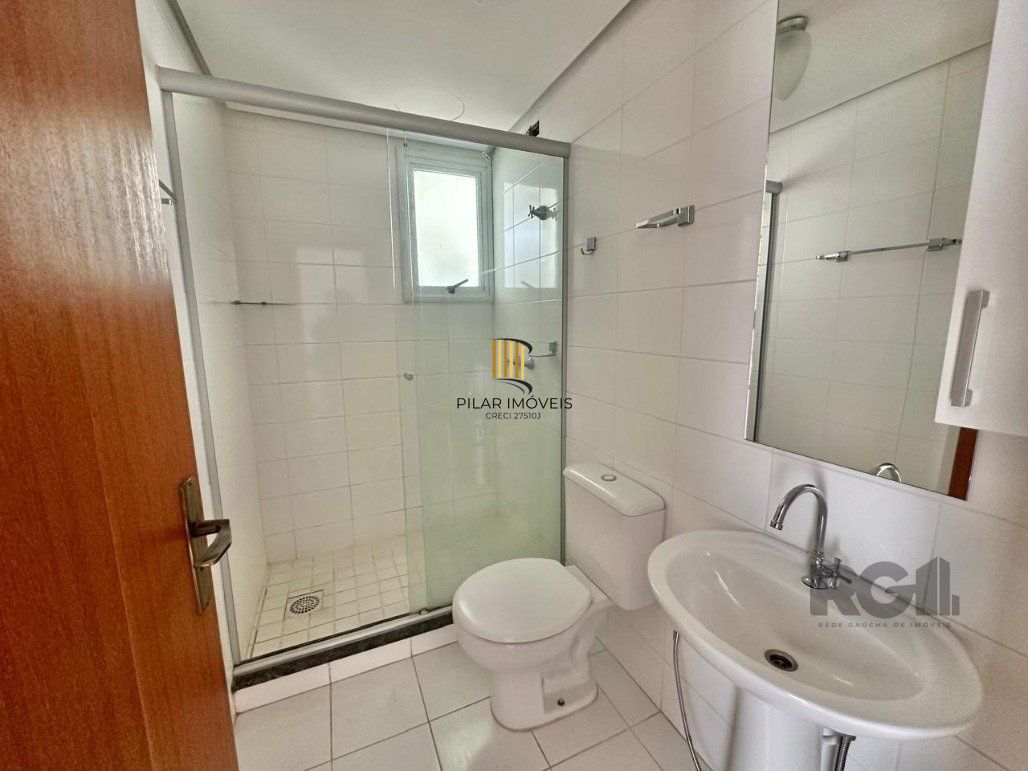 Apartamento no Residencial Urbano Ipiranga  a venda no bairro Partenon com 3 dormitórios sendo 1 suíte.