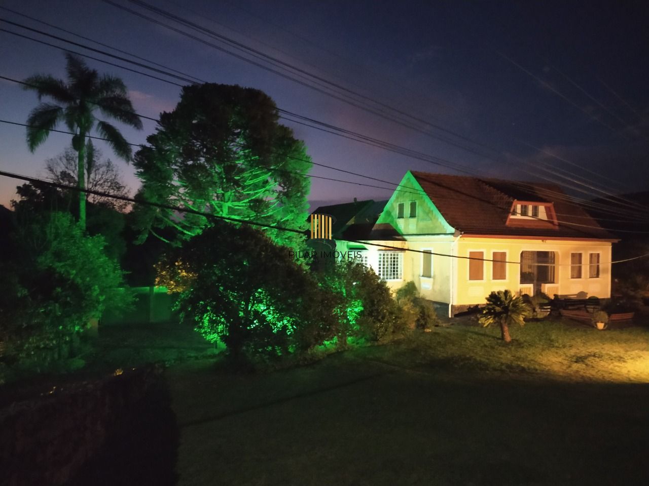 Área para comprar com casas Enxaimel em Nova Petrópolis.