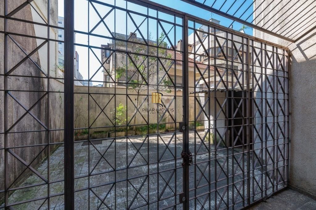 Casa com 4 dormitórios para Comprar  388 m²  - Bela Vista - Porto Alegre/RS