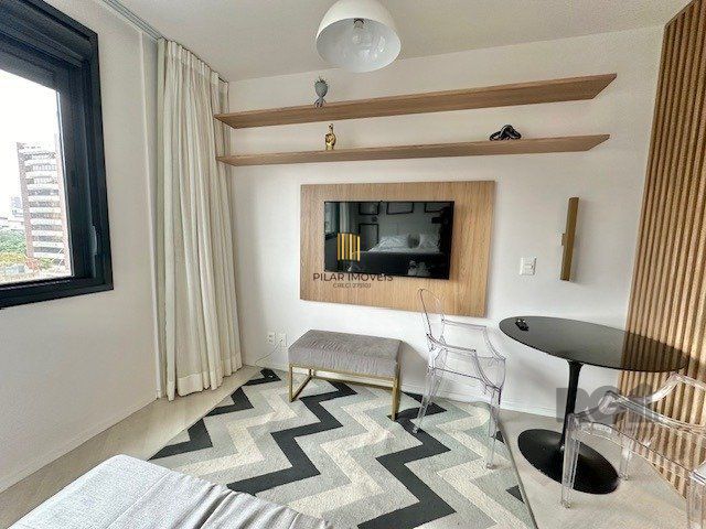 Loft finamente decorado para comprar  no Lucas By Yoo.