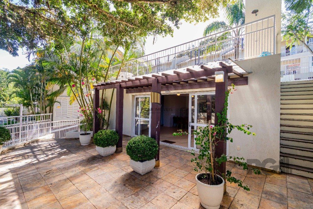 Casa para Comprar no Condomínio Pier 39, bairro Pedra Redonda