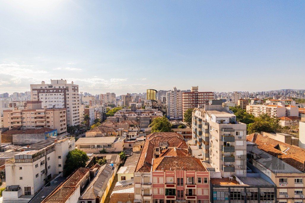Apartamento á venda, 2 dormitórios, 2 vagas, no bairro Rio Branco, próximo à Redenção.