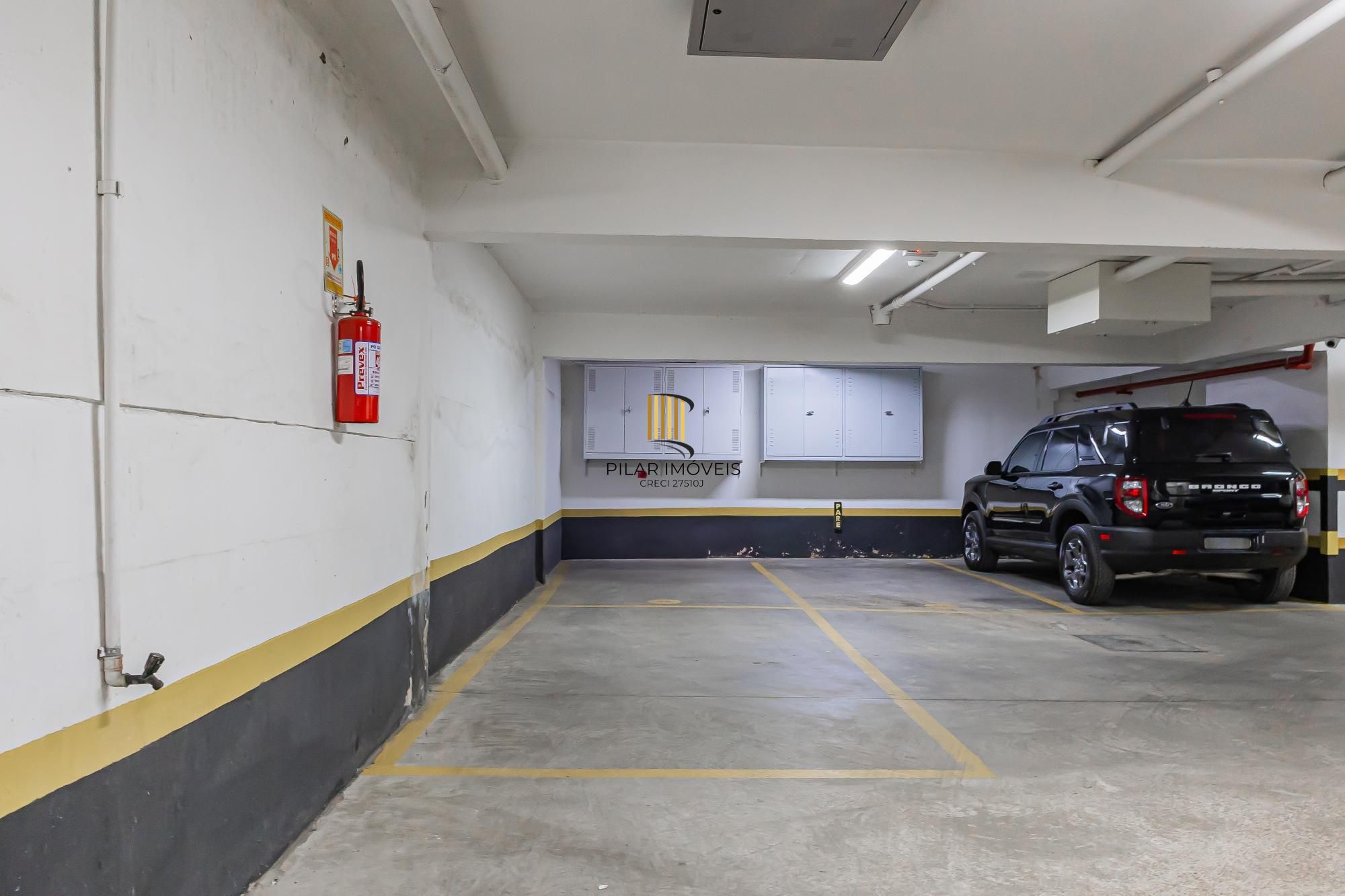 Apartamento de 3 dormitórios no bairro Mont Serrat