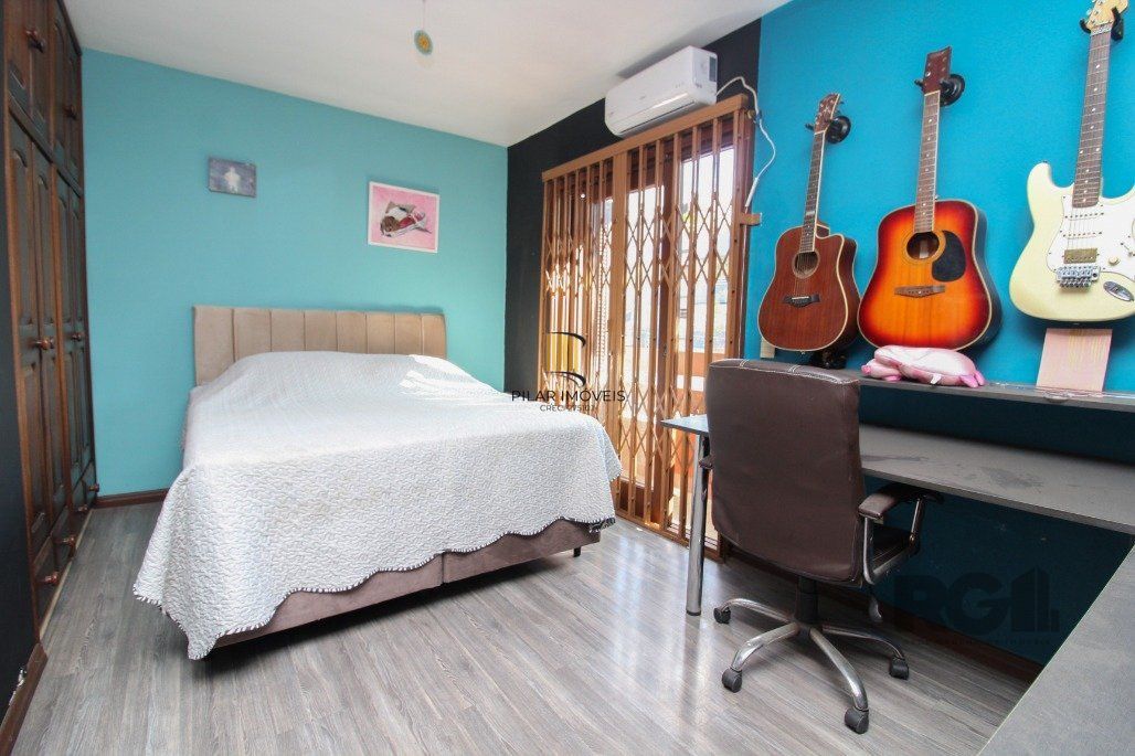 Casa de 250m² Para comprar no Bairro Mont Serrat  Por R$1.125.000,00