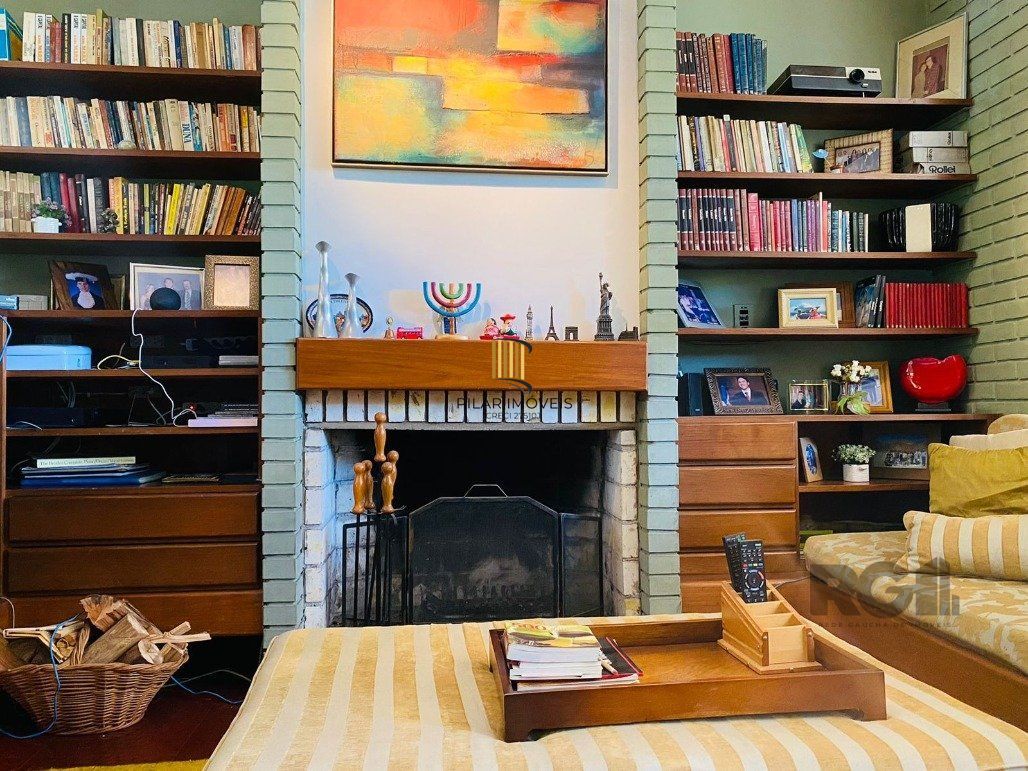 Casa excelente para Comprar  no Bairro Três Figueiras!!
