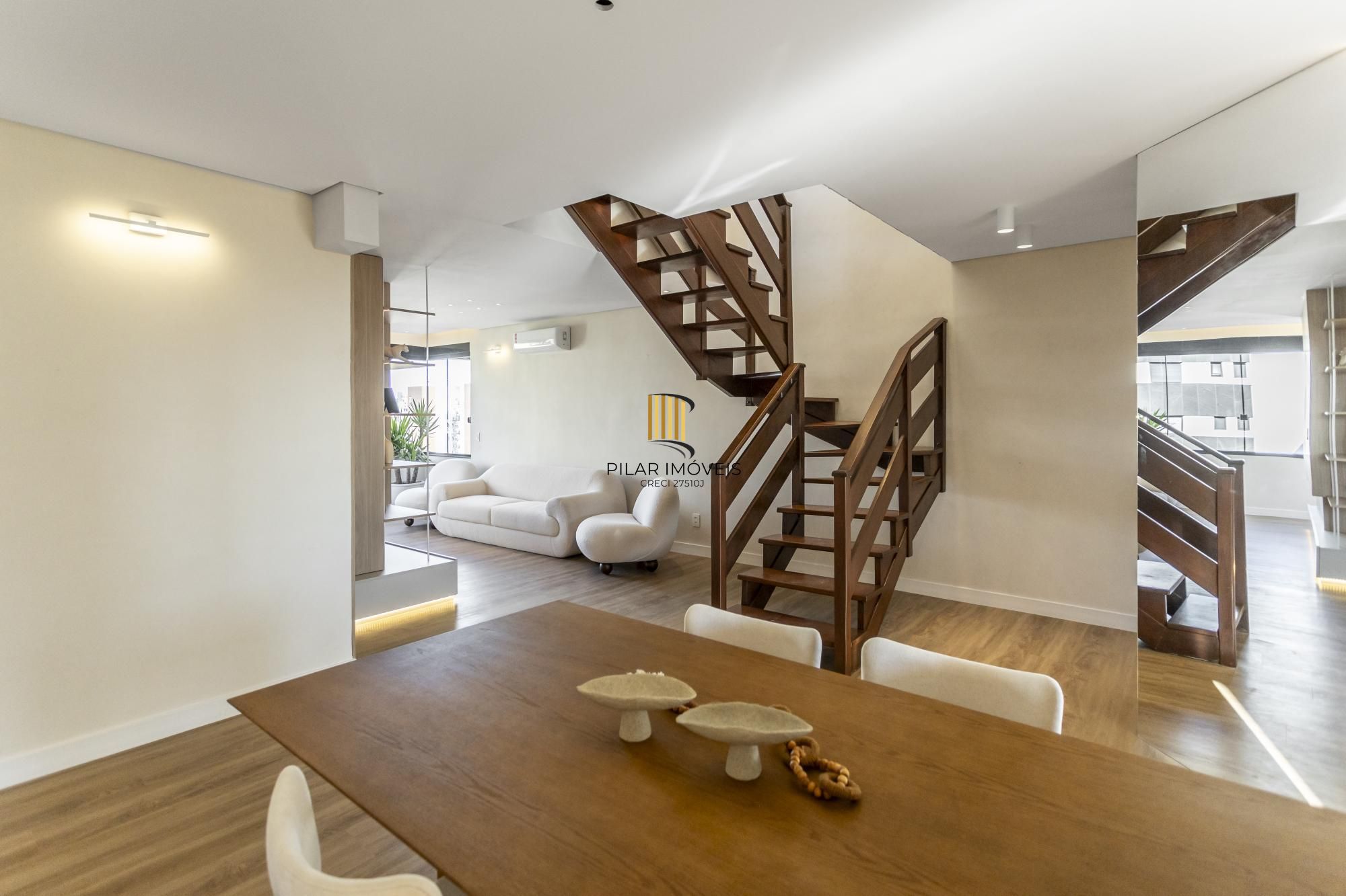 Cobertura com 270m² 3 suítes 3 vagas
