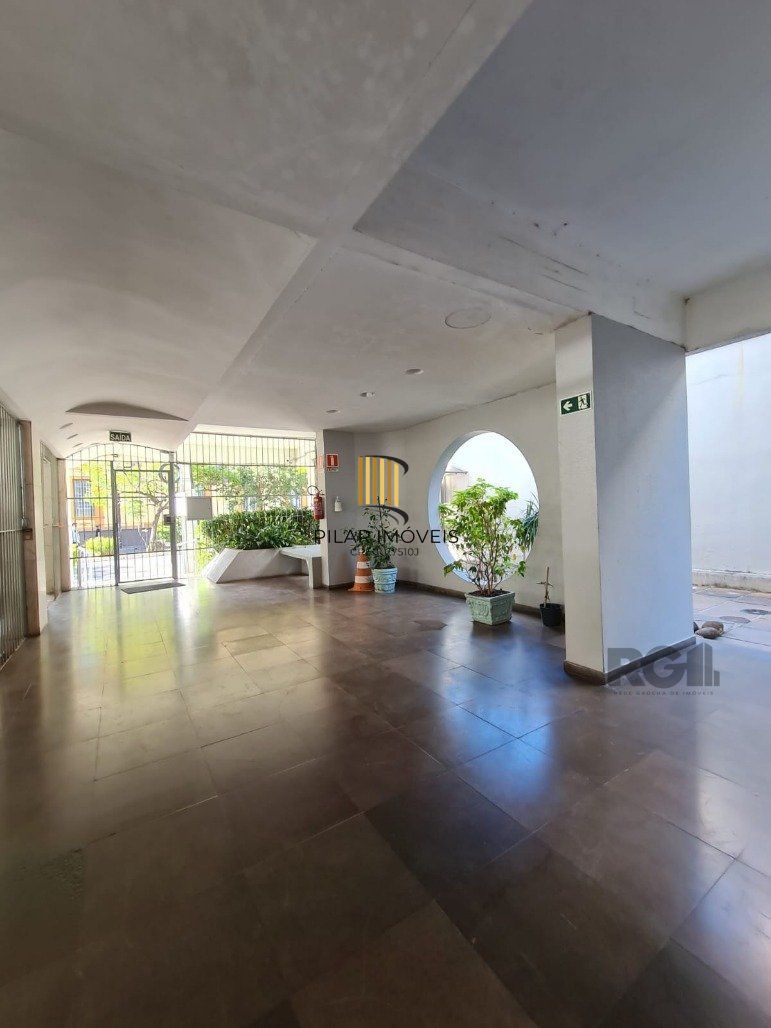 Amplo Apartamento 3 Dormitórios para comprar - Porto Alegre