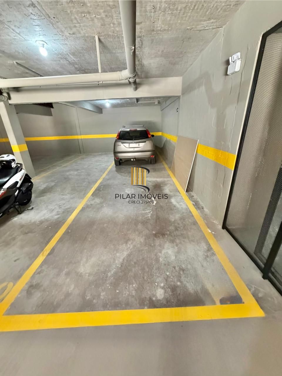 Excelente apartamento a venda no ITA123, com 2 domitórios no bairro Jardim Botânico.