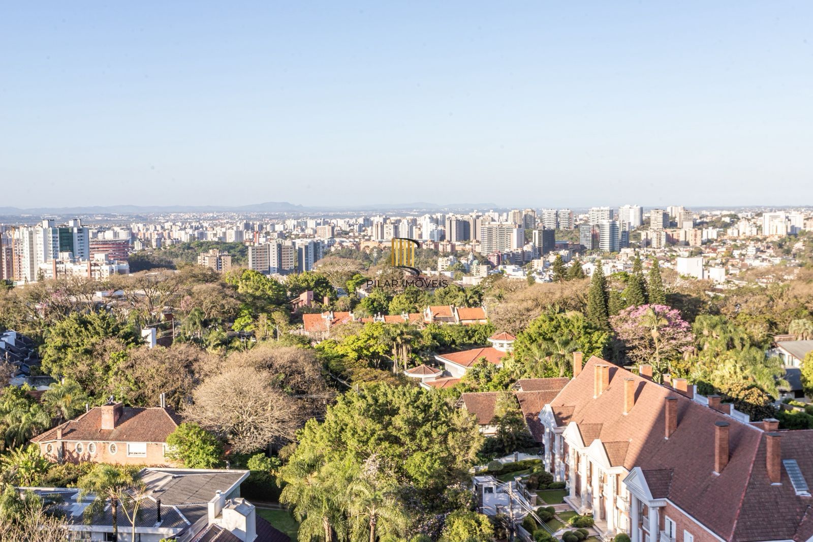 Apartamento de Luxo mobiliado com vista definitiva e automação- Três Figueiras