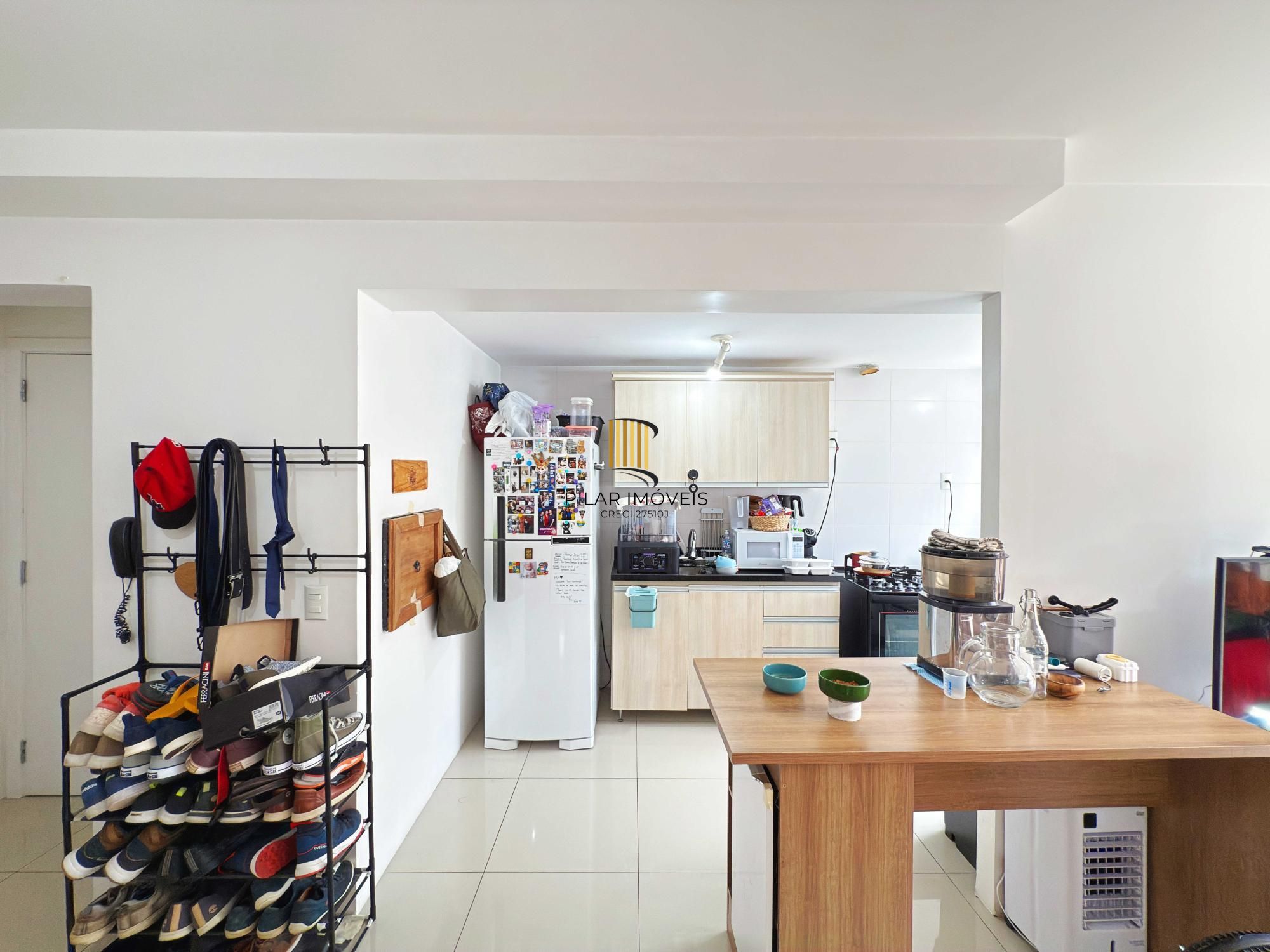 Lindo apartamento de 2 dormitórios e uma vaga de garagem