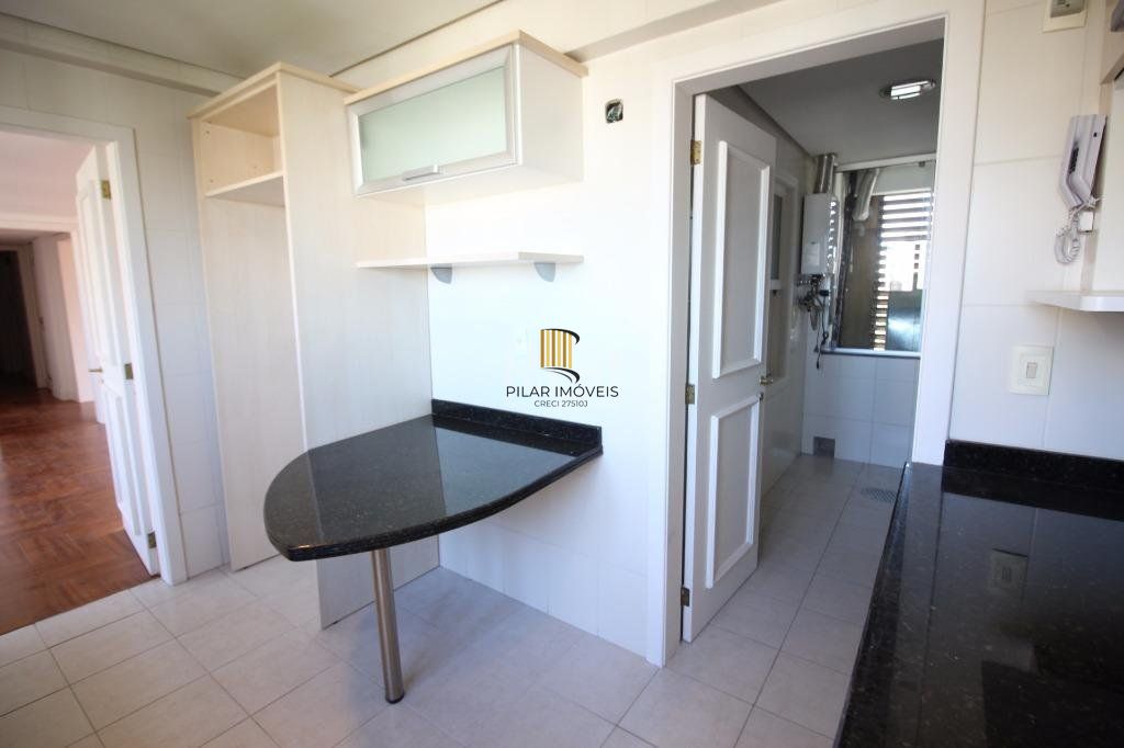 Linda Cobertura com 3 dormitórios para Comprar  com 331 m² - Bela Vista - Porto Alegre/RS