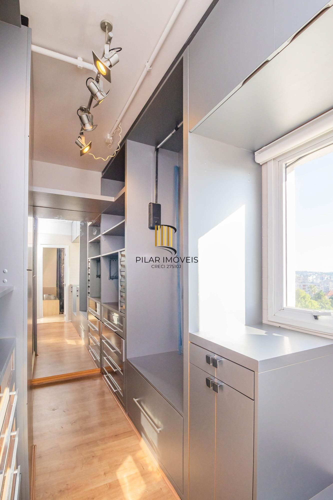 Apartamento 1 dorm no bairro Moinhos de Vento