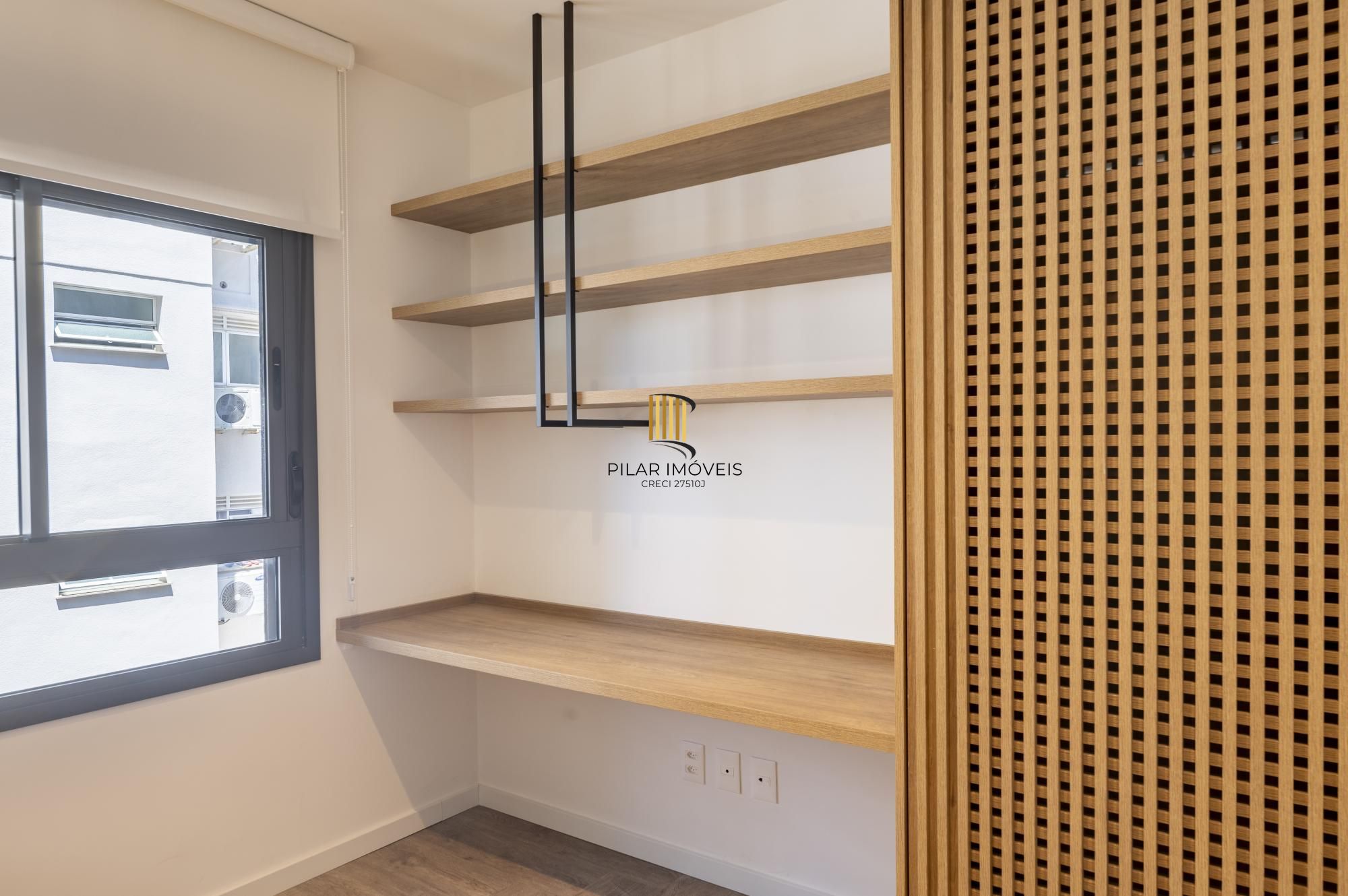 Apartamento com 67m², 2 quartos, 1 suíte, 1 vaga, no bairro Petrópolis em Porto Alegre