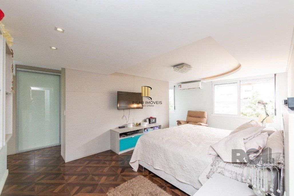 vende exelente casa com 442m² , 4 dormitórios Suíte, garagem para 4 carros