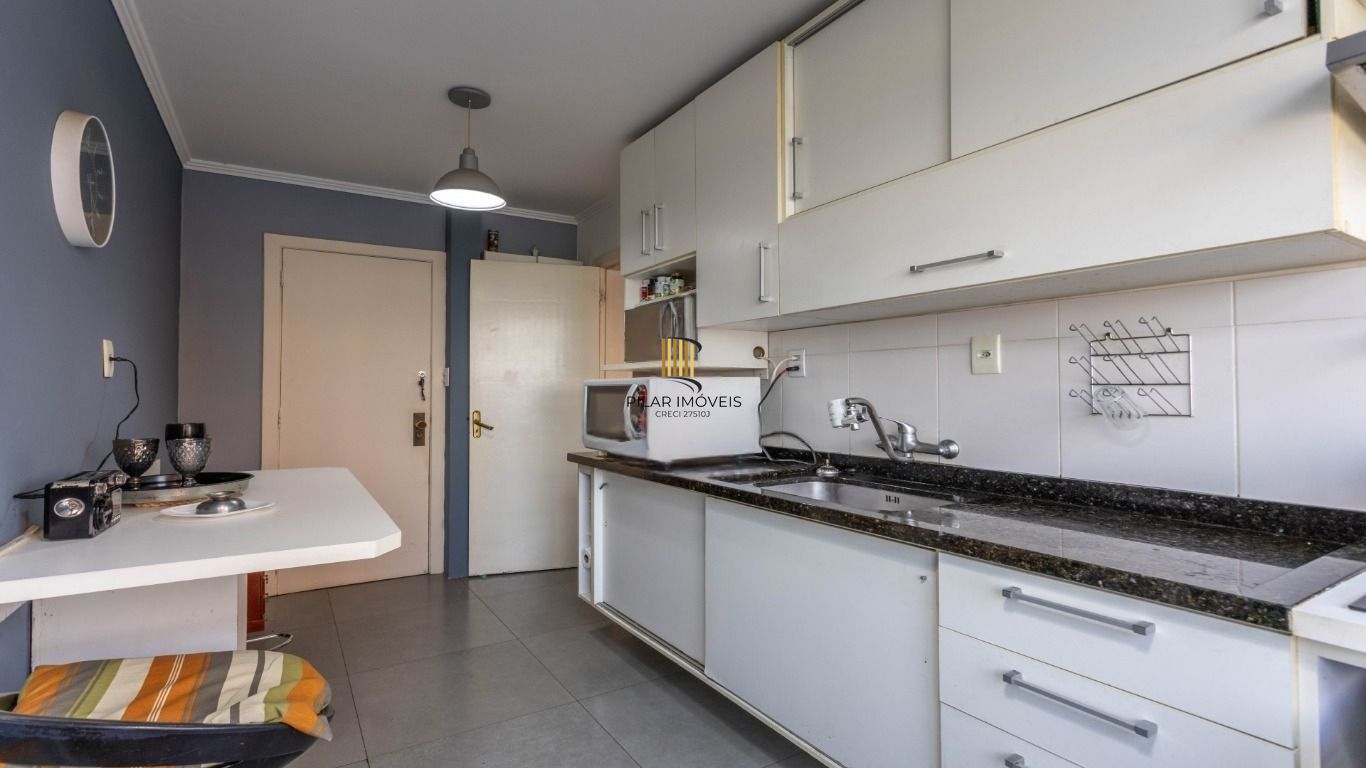 Cobertura com Piscina e Churrasqueira no Petrópolis – 240m² Privativos