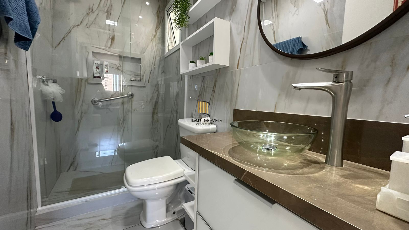 APARTAMENTO 3 DORMITÓRIOS MOBILIADO NO CENTRO DE TORRES RS