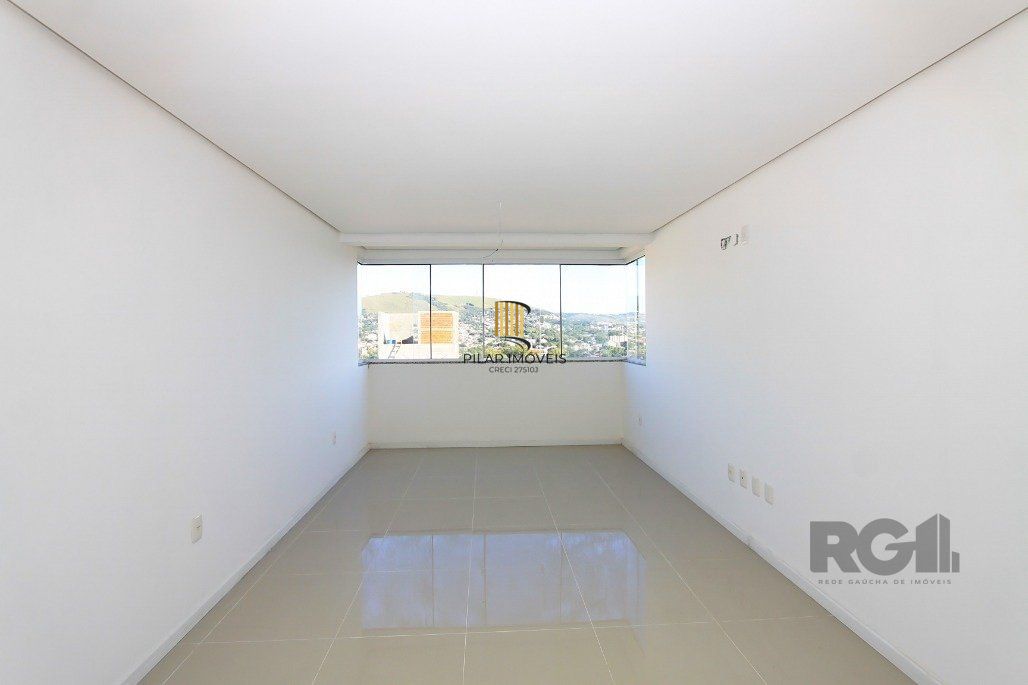Apartamento Para Comprar no bairro Jardim Botânico com 2 quartos (1 suíte)