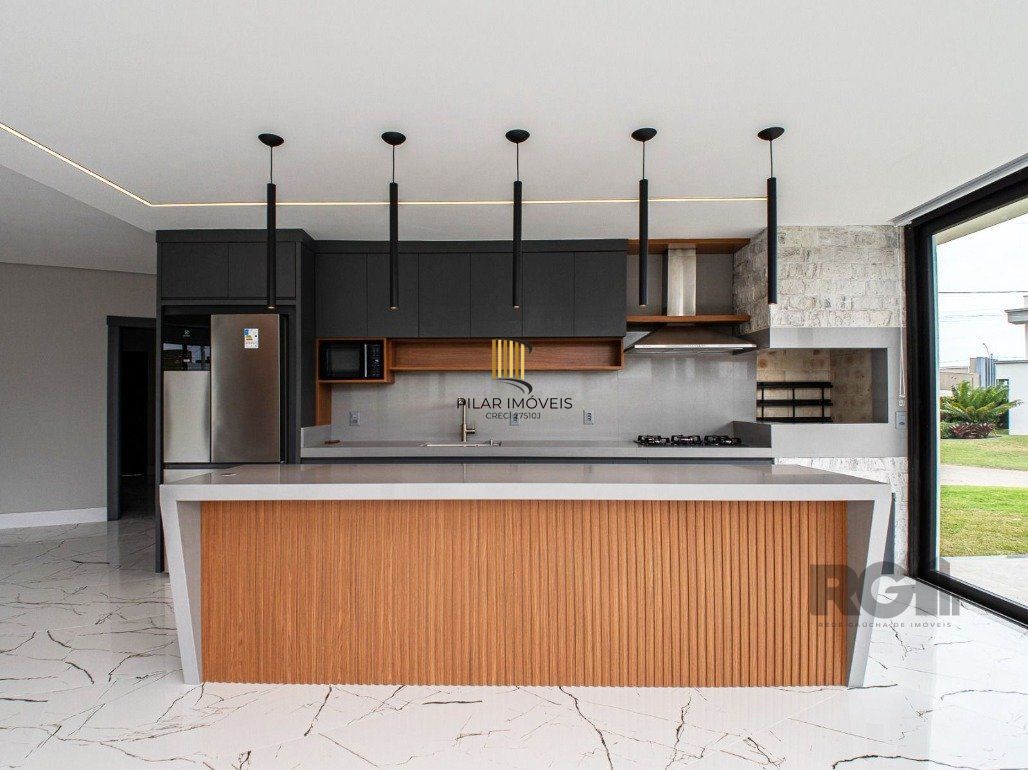 Mansão no Ocean Side para Comprar com  592m2 por R$ 5.200.000,00