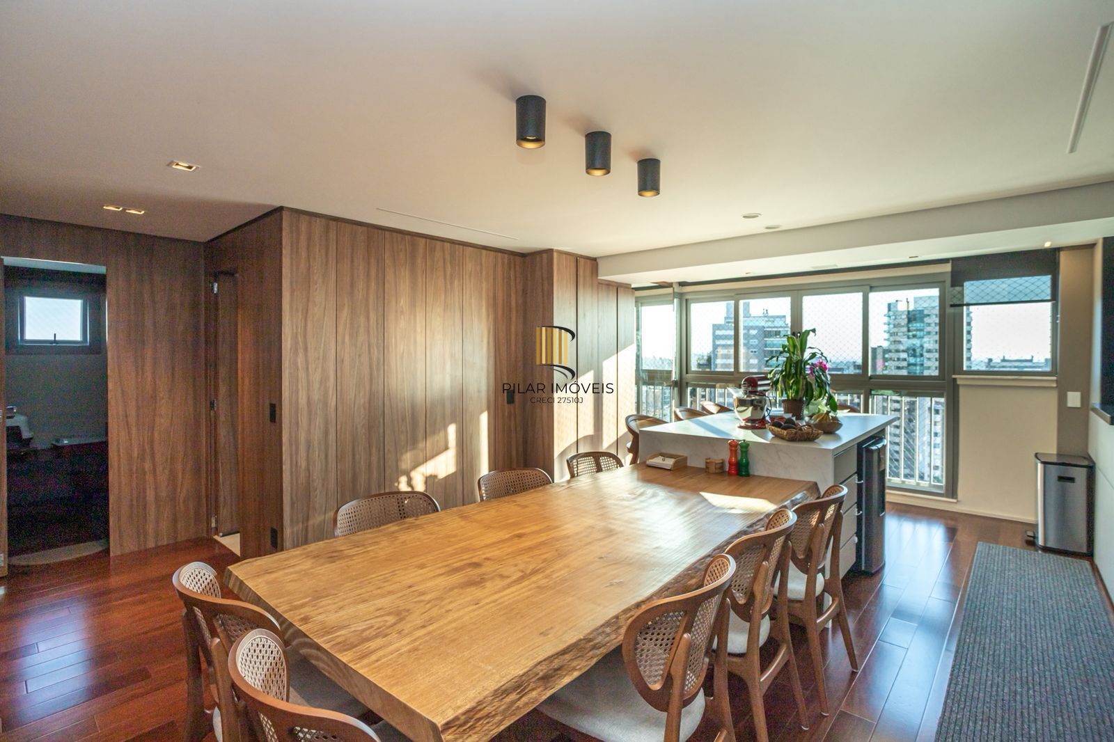 Apartamento de Luxo mobiliado com vista definitiva e automação- Três Figueiras