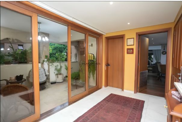 Apartamento 347m² c/ piscina privativa nos Moinhos de Vento, 3 quartos, 3 vagas