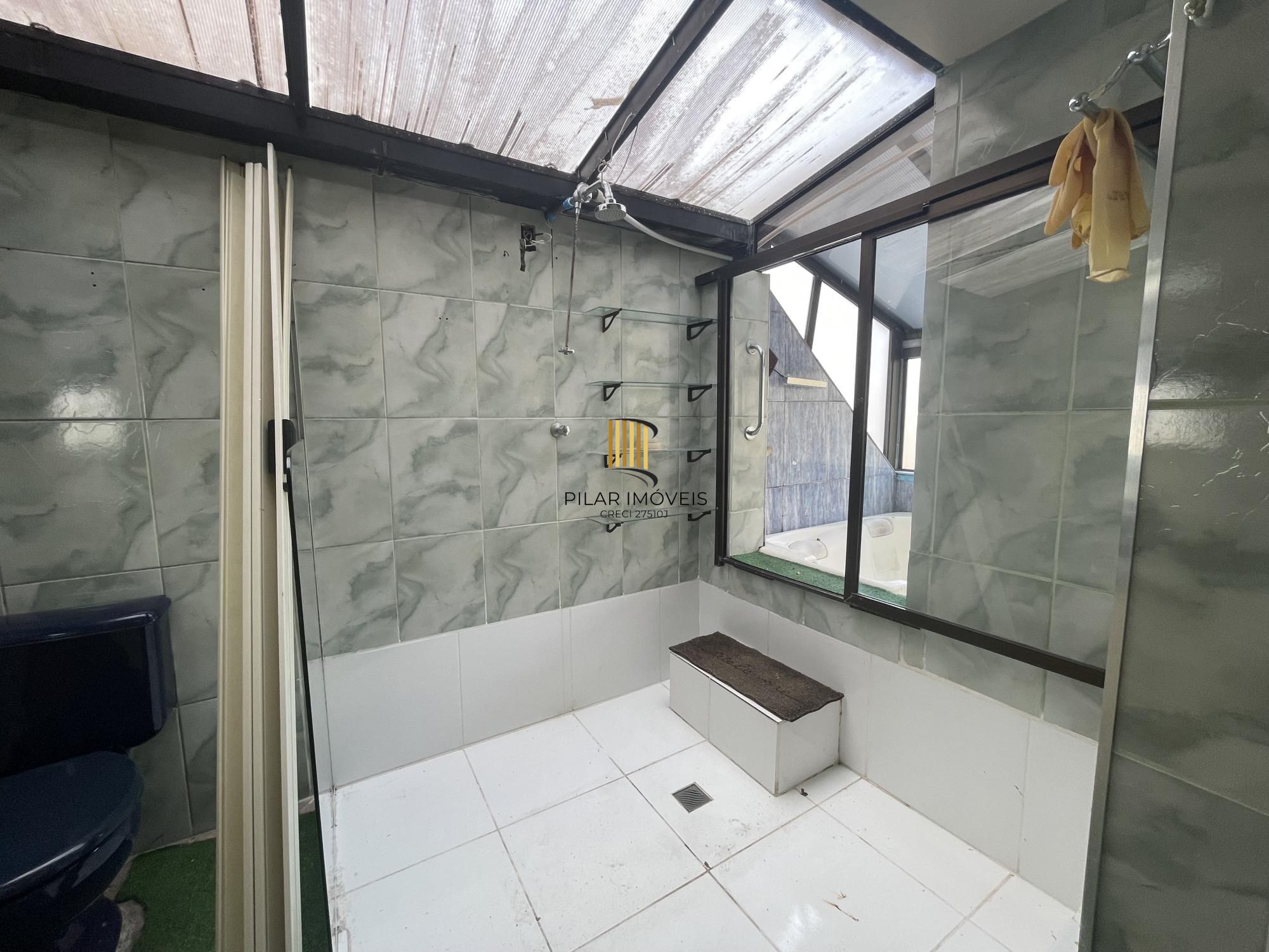 Cobertura Exclusiva com Terraço e Jacuzzi