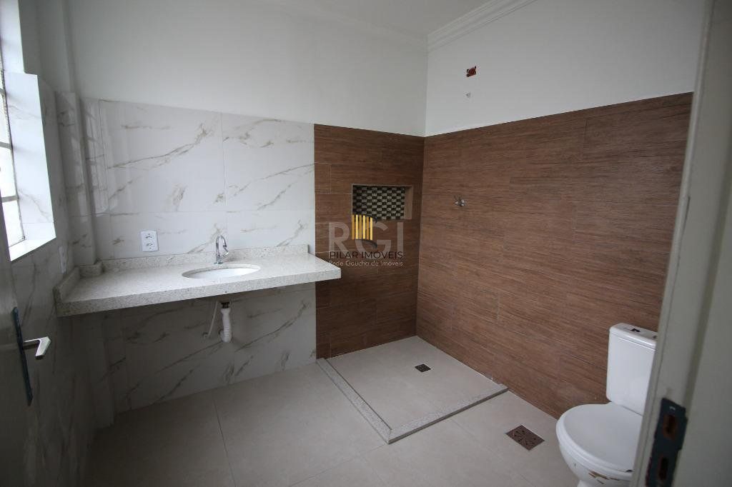 Casa com 3 Dormitórios Para comprar  250 m² - Petrópolis - Porto Alegre/R