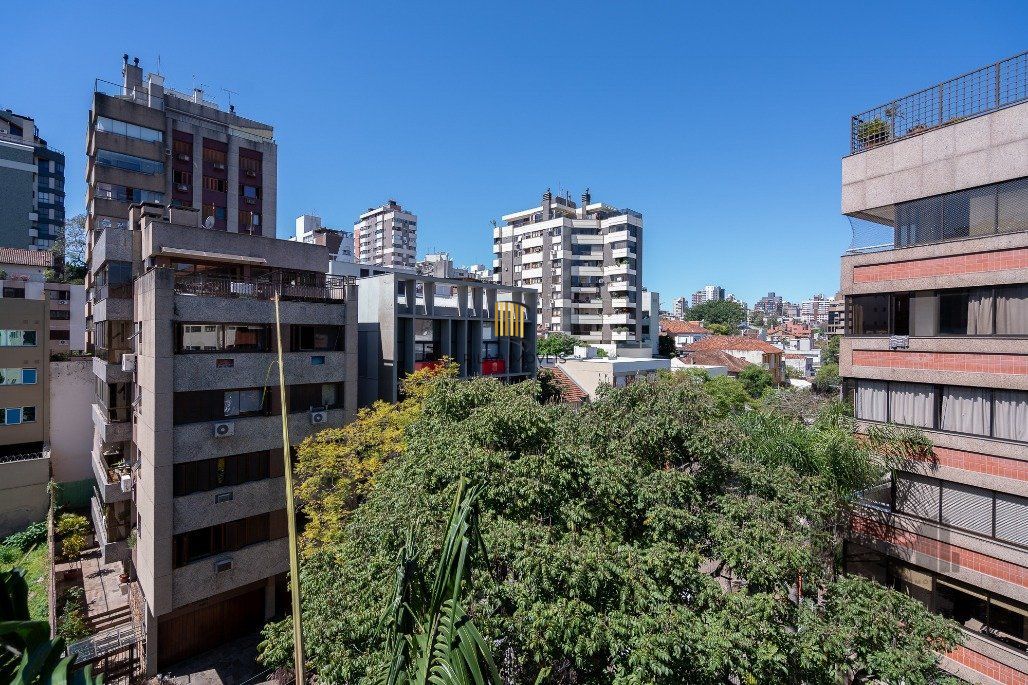 Cobertura a venda no bairro Auxiliadora com 4 dormitórios por: R$1.799.000,00.
