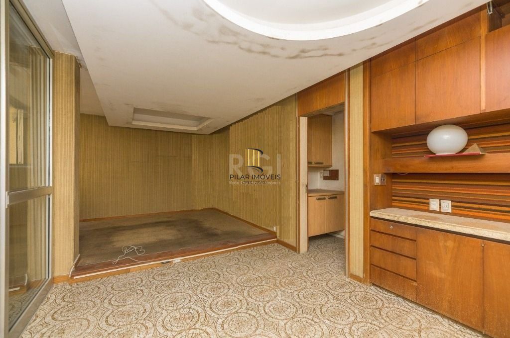 Casa com 4 dormitórios para Comprar  388 m²  - Bela Vista - Porto Alegre/RS