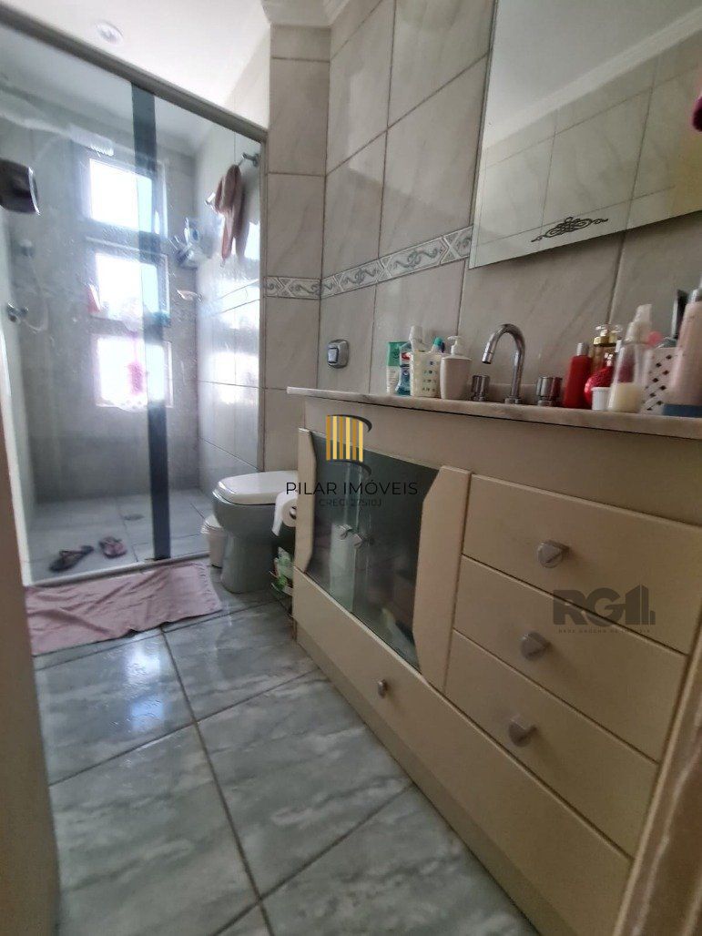 Amplo Apartamento 3 Dormitórios para comprar - Porto Alegre