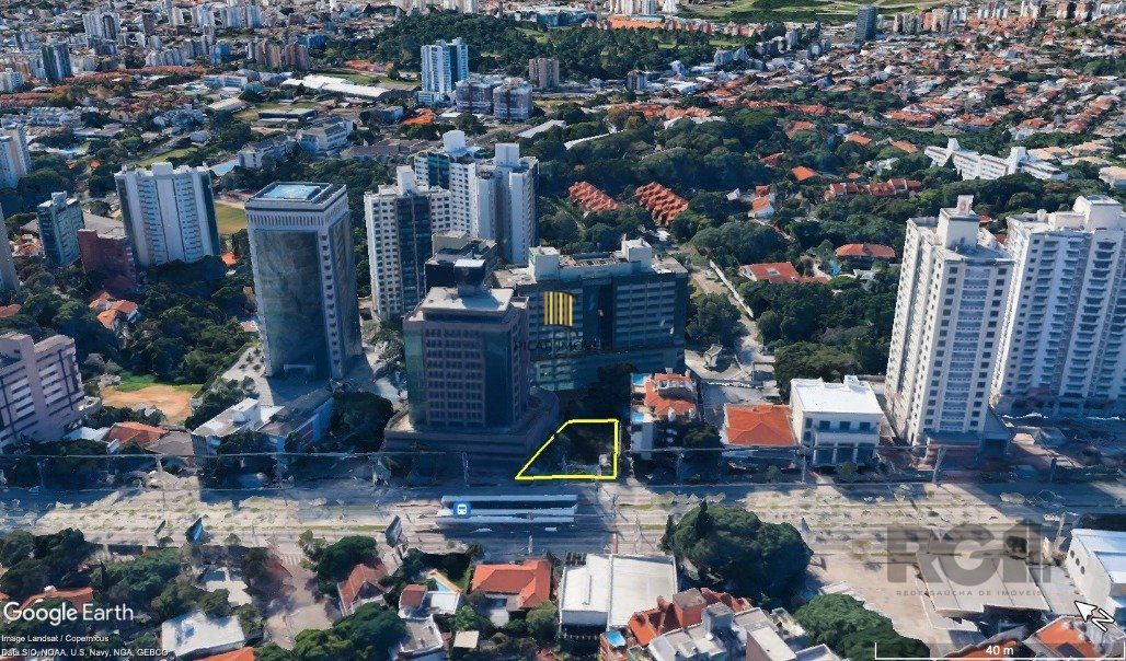 Terreno comercial para  Comprar no Bairro Auxiliadora, Porto Alegre.