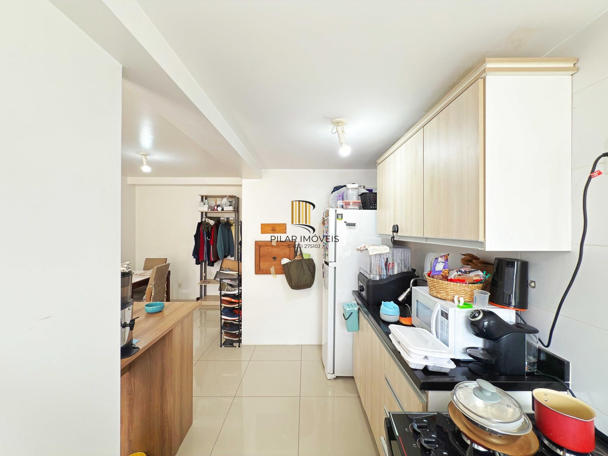 Lindo apartamento de 2 dormitórios e uma vaga de garagem