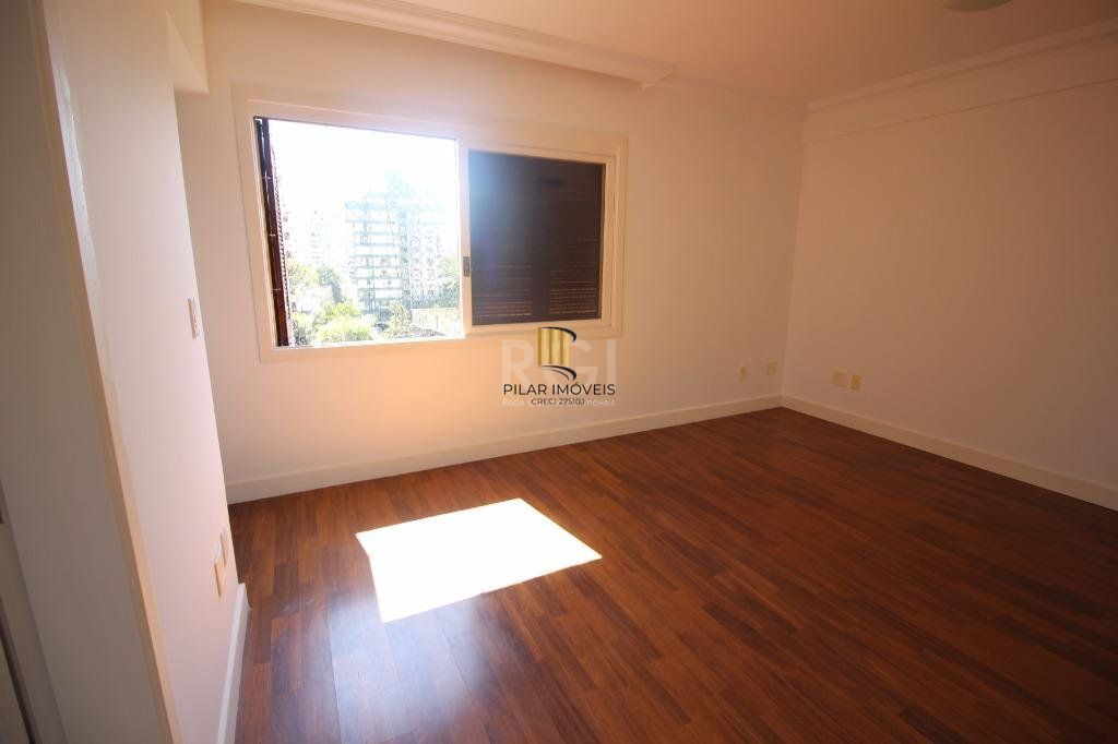 Linda Cobertura com 3 dormitórios para Comprar  com 331 m² - Bela Vista - Porto Alegre/RS