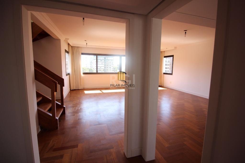 Linda Cobertura com 3 dormitórios para Comprar  com 331 m² - Bela Vista - Porto Alegre/RS