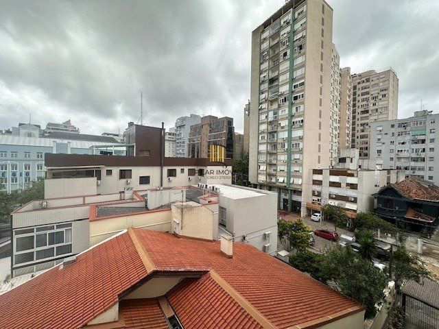 Excelente Apartamento Para Comprar  Próximo ao Hospital Moinhos de Vento com 196 m² privativos