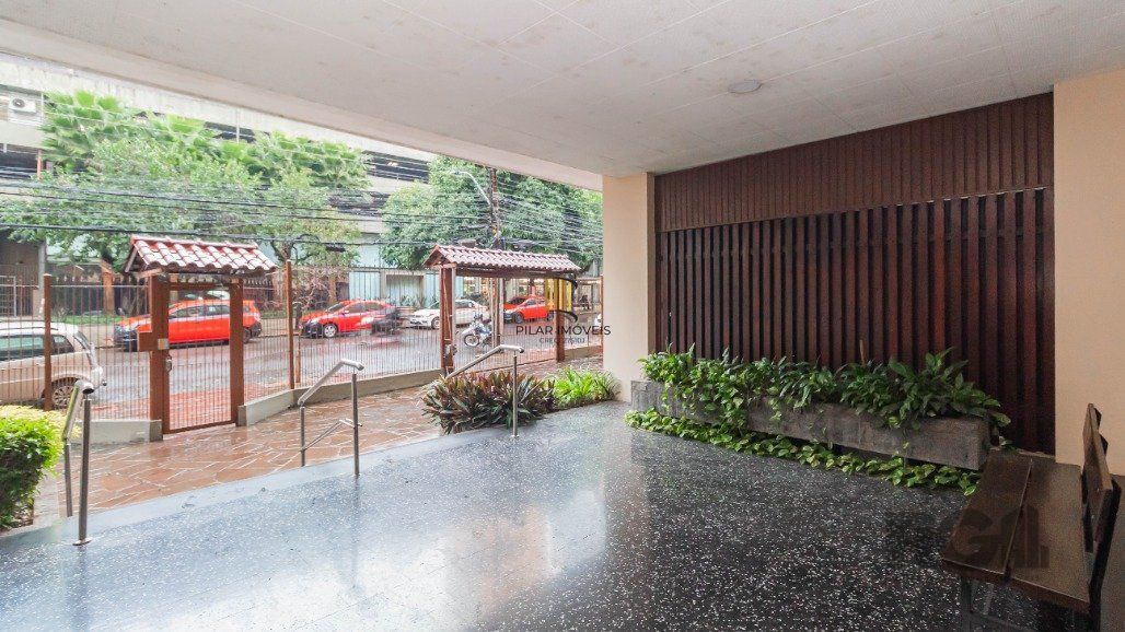 Apartamento para comprar ,  dois dormitórios, 1 vaga de garagem no Centro Histórico.